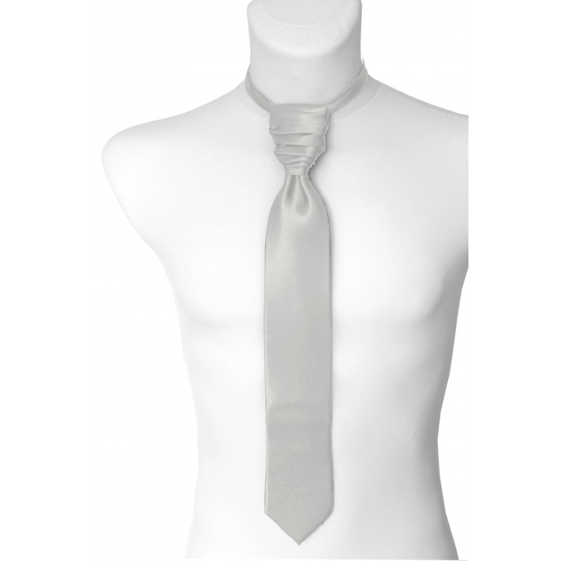 Striebornosivá francúzska kravata