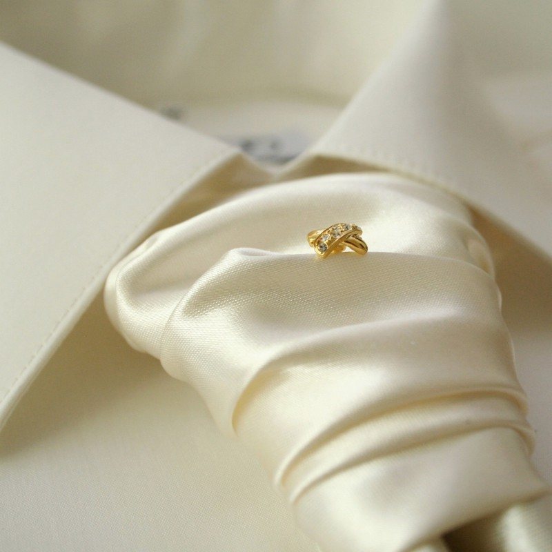 Zlatá ihlica do kravaty so zirkónmi