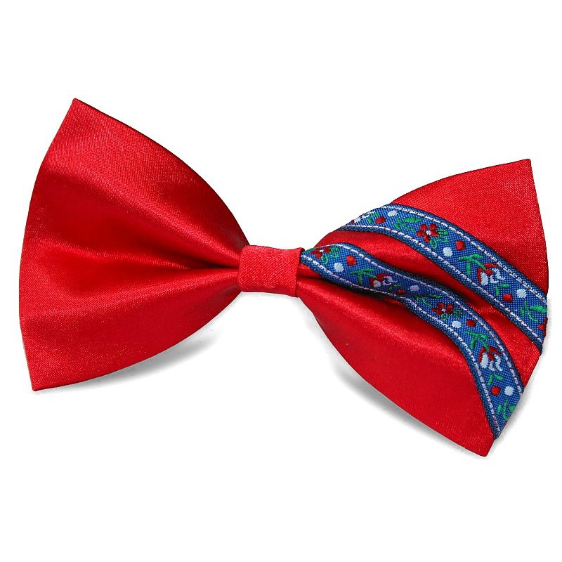 Červený motýlik s diagonálnou úzkou modou krojovkouBWT