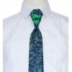 Francúzska kravata zelená kvetovaná na tmavomdorom podklade exclusive