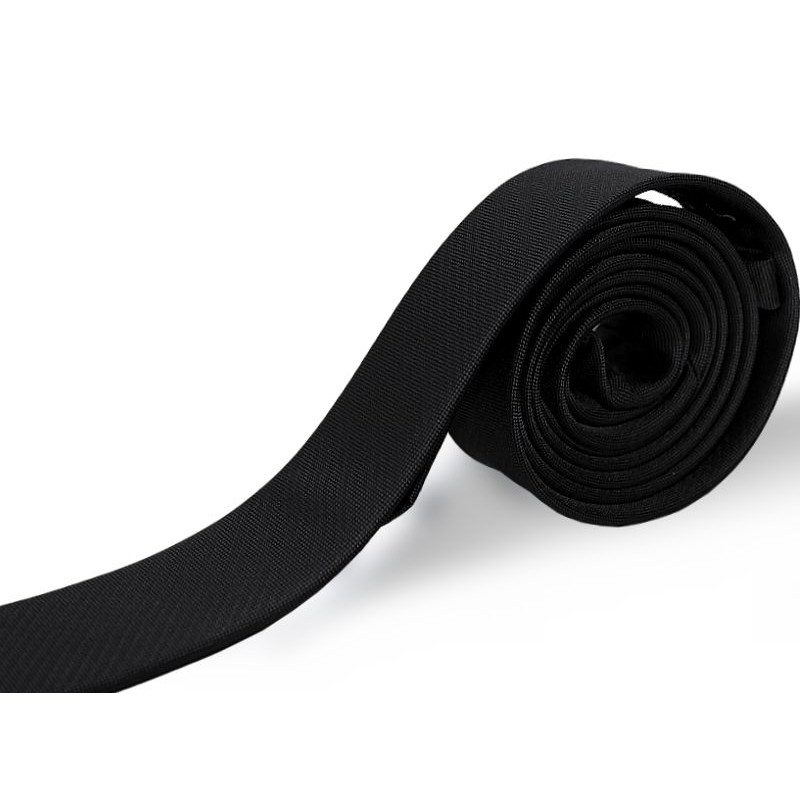 Čierna kravata ultra slim