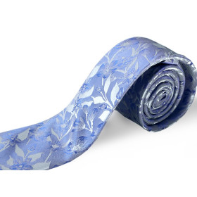 svetlomodrá kvetovaná kravata