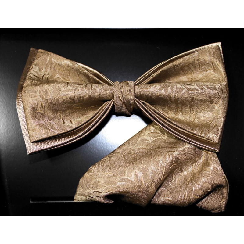 Zlatohnedý motýlik fango podklad rastlinný motív s vreckovkou