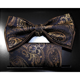 Hnedý motýlik paisley na modrom podklade s vreckovkou