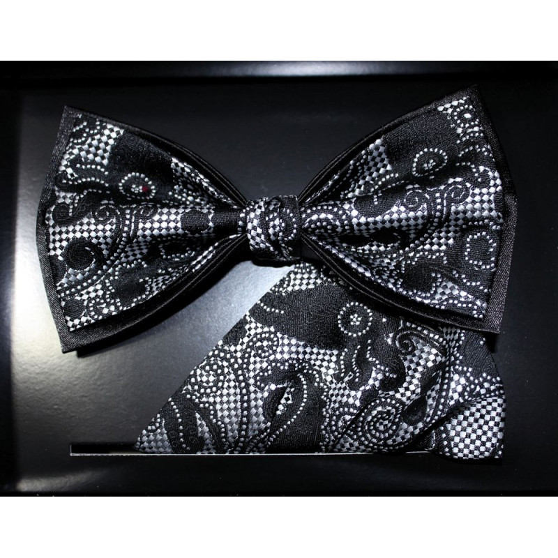 Čierny motýlik s bielym vzorom paisley s vreckovkou