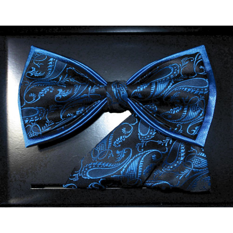 Modrý motýlik paisley na tmavomodrom podklade s vreckovkou