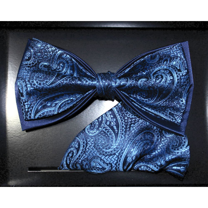 Modrý motýlik paisley odtiene modrej s vreckovkou