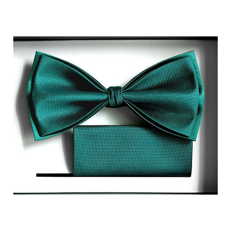 Smaragdový motýlik štruktúrovaný s vreckovkou