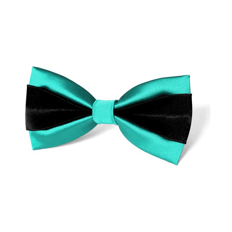 Motýlik svetlosmaragdovo-čierny s vreckovkou